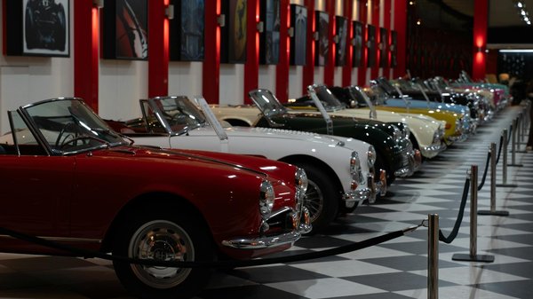 L'électricité et les voitures vintages : un mariage possible ?